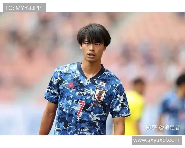 日本足球队现役球星全解析 从新生代到老将的精彩表现